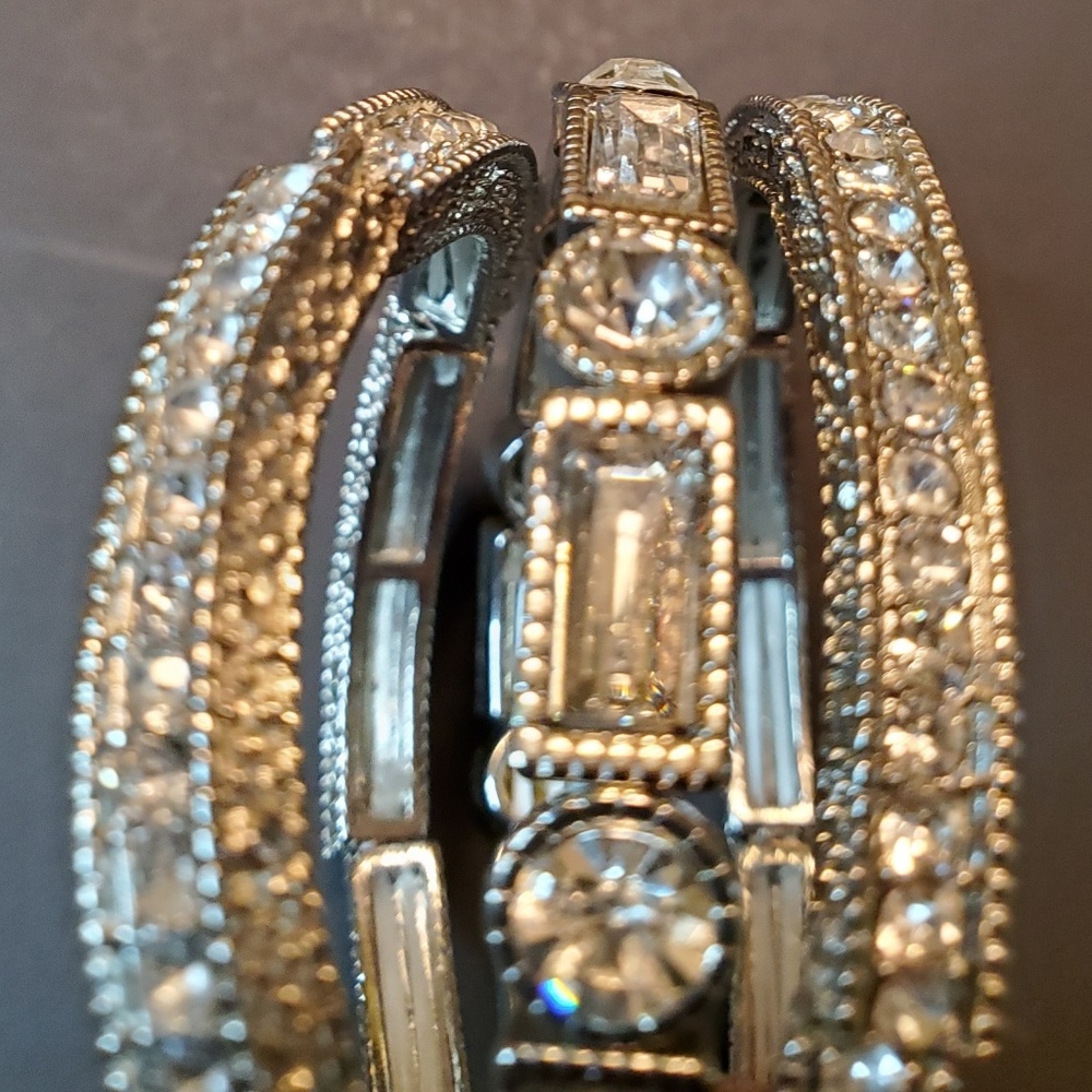 Silver Rhinestone 3 Ring Bracelet - Picture 3 of 4
